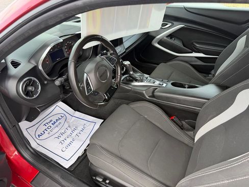 Used 2019 Chevrolet Camaro LT w/ RS Package image 17