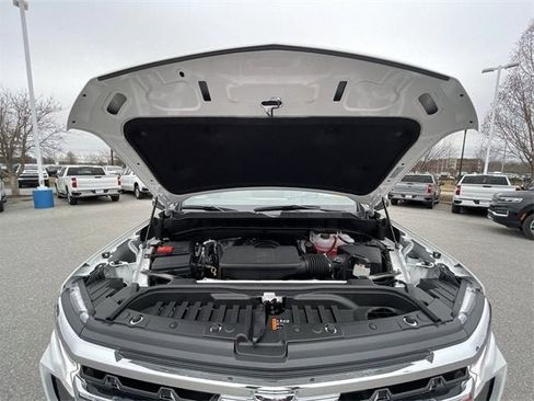 New 2025 Chevrolet Silverado 1500 LT w/ Convenience Package II RWD image 31