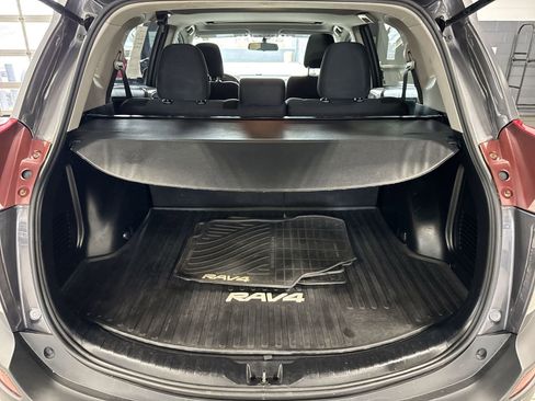 Used 2014 Toyota RAV4 XLE AWD/4WD image 39
