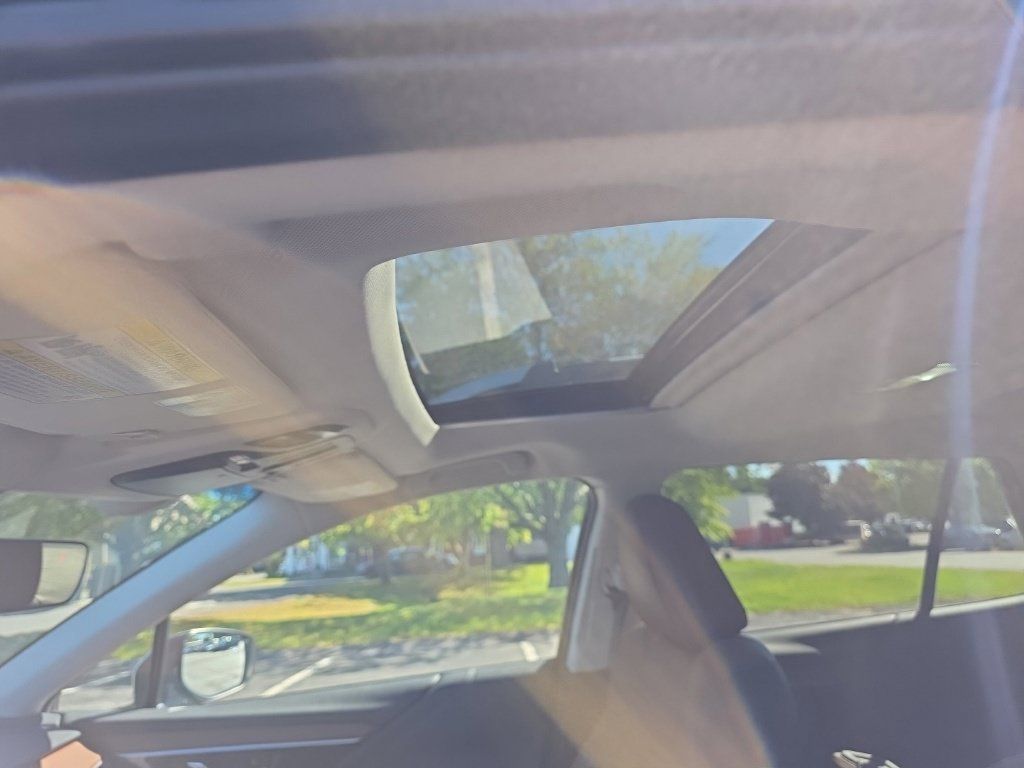 Used 2021 Subaru Outback Touring XT AWD/4WD image 27