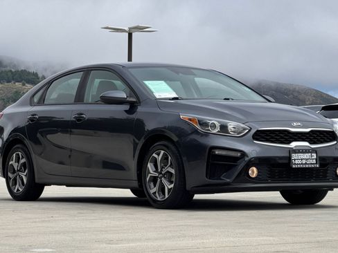 Used 2021 Kia Forte LXS FWD image 6
