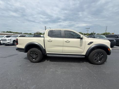 Used 2025 Ford Ranger Raptor AWD/4WD image 2