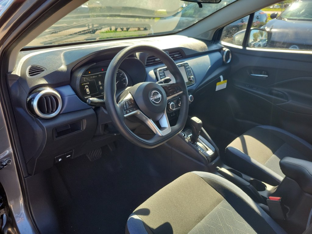 Used 2025 Nissan Versa SV w/ Trunk Package FWD image 15