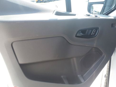 Used 2024 Ford Transit 350 XLT RWD image 11