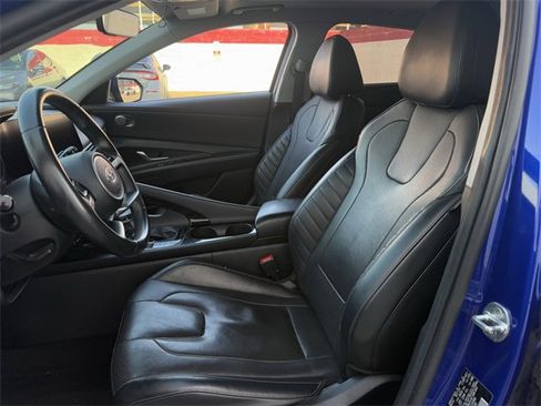 Used 2021 Hyundai Elantra Limited image 26