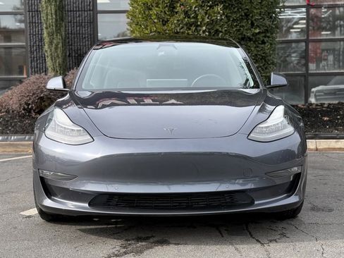 Used 2021 Tesla Model 3 Performance image 3