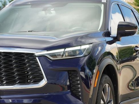 Used 2022 INFINITI QX60 Luxe w/ Cargo Package FWD image 4