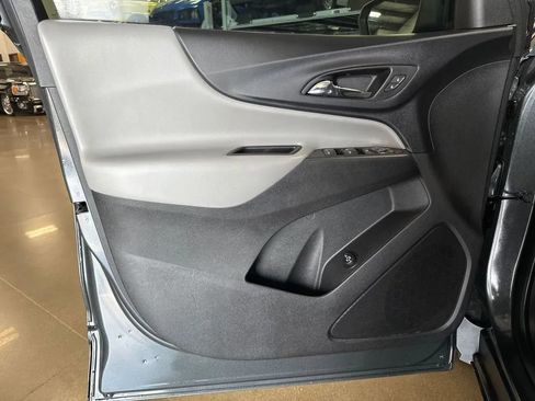 Used 2019 Chevrolet Equinox LT AWD/4WD image 41