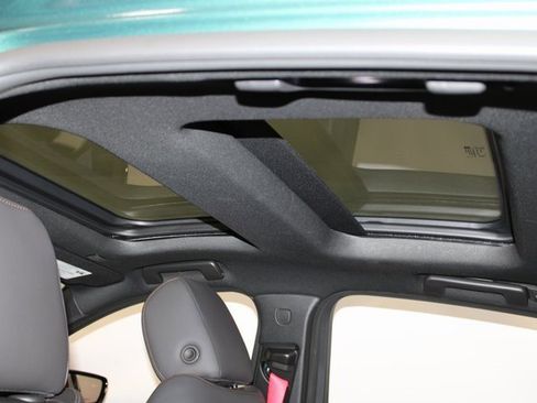 Used 2025 Cadillac CT5 V w/ Technology Package image 12