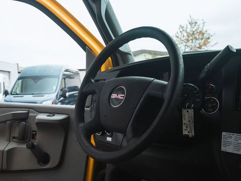 Used 2020 GMC Savana 3500 w/ Driver Convenience Package image 16