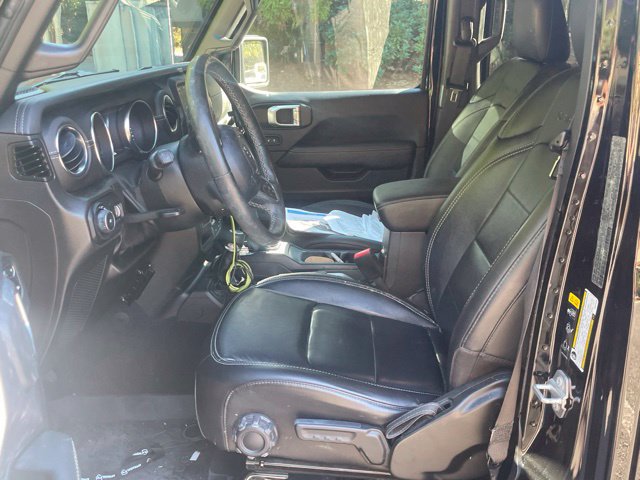 Used 2023 Jeep Wrangler Unlimited Sahara w/ Cold Weather Group AWD/4WD image 9