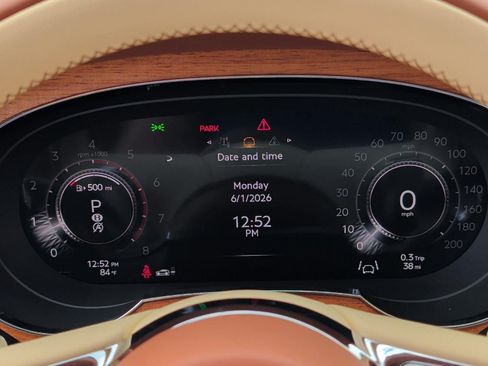 New 2026 Bentley Bentayga Extended Wheelbase AWD/4WD image 28