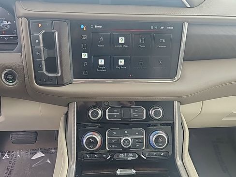 Used 2022 GMC Yukon XL Denali w/ Denali Ultimate Package AWD/4WD image 28