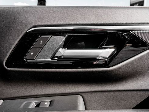 New 2026 Chevrolet Suburban RST w/ RST Capability Package image 45