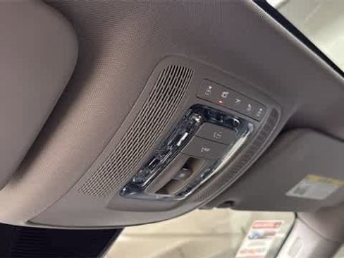 Used 2023 Mercedes-Benz GLE 350 4MATIC image 22