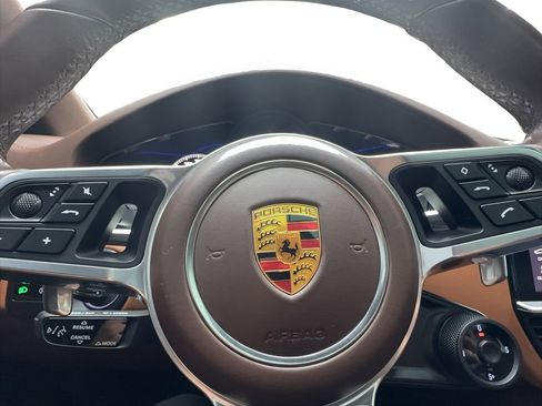 Used 2021 Porsche Cayenne Coupe AWD/4WD image 46