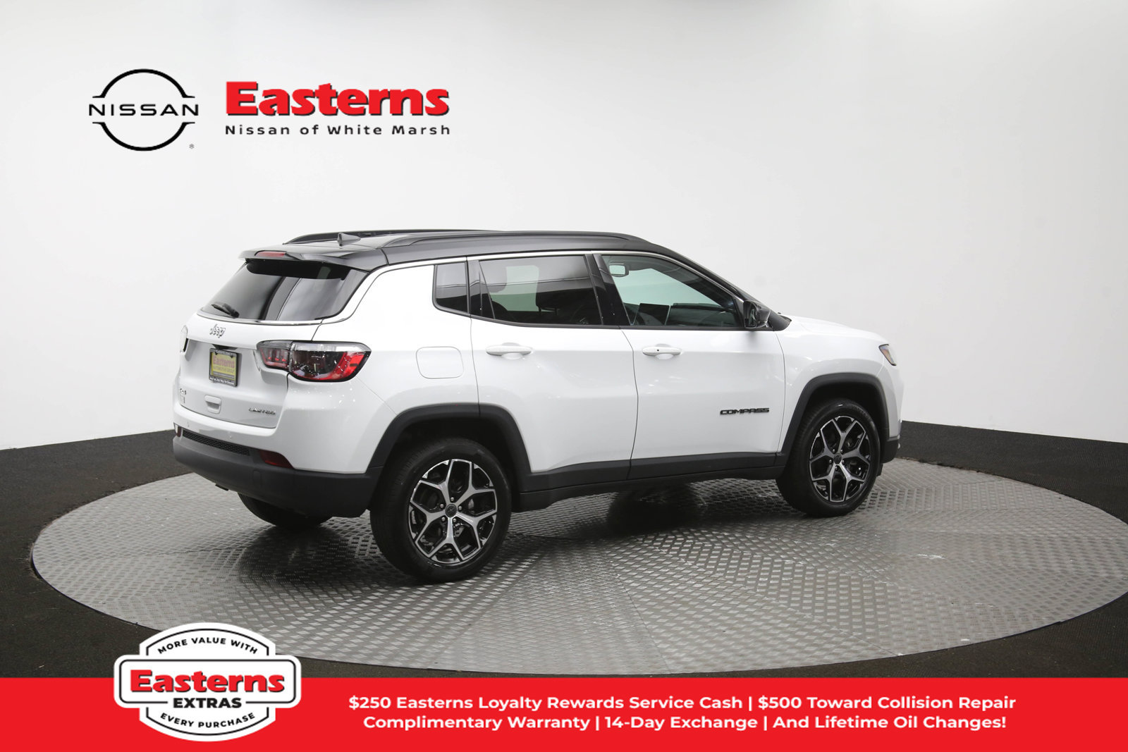 Used 2025 Jeep Compass Limited AWD/4WD image 40