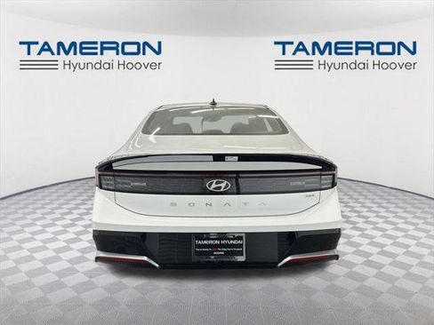 New 2025 Hyundai Sonata SEL image 4