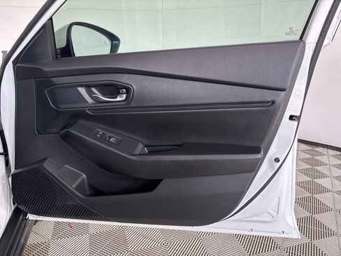 Used 2023 Honda Accord EX image 26