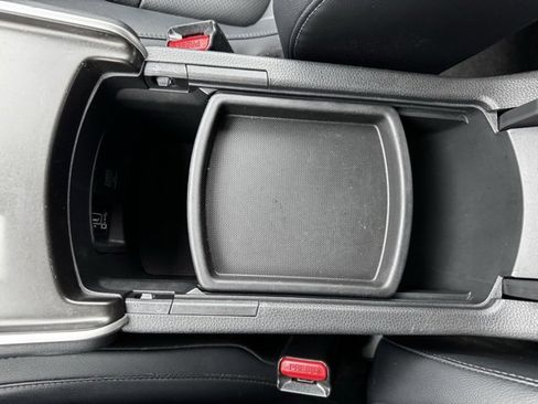 Used 2018 Honda Accord EX-L image 19