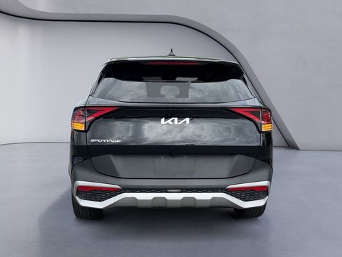 Used 2023 Kia Sportage EX FWD image 4
