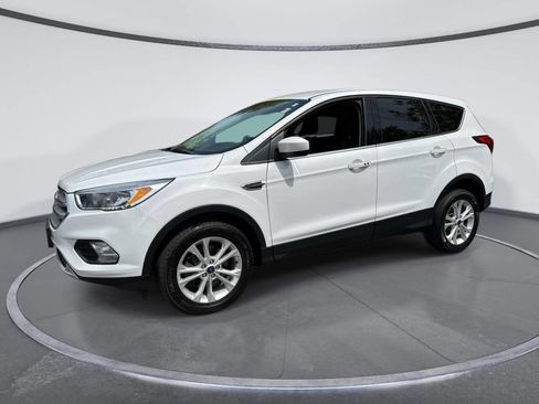 Used 2019 Ford Escape SE AWD/4WD image 1