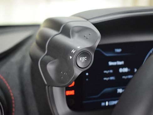 New 2026 McLaren 750S image 29