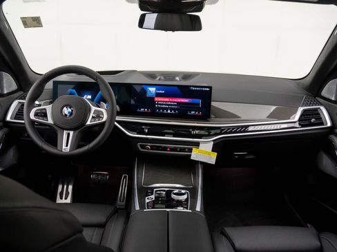 New 2026 BMW X5 M60i image 10