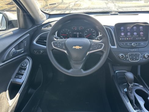 Used 2024 Chevrolet Malibu LT image 20