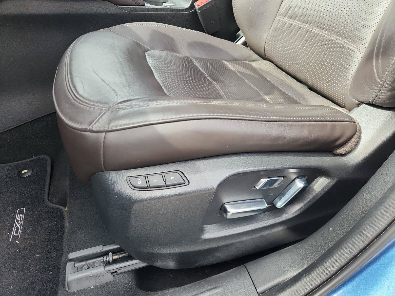 Used 2019 MAZDA CX-5 Signature AWD/4WD image 16