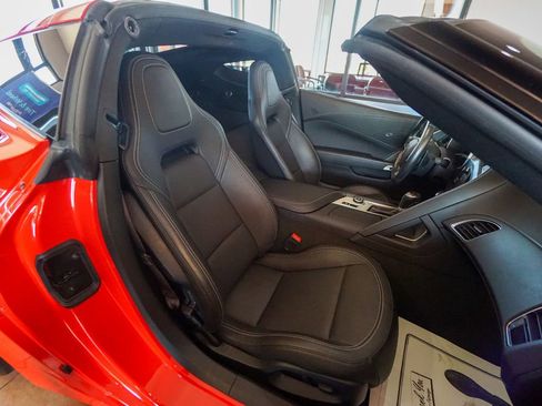 Used 2017 Chevrolet Corvette Stingray Coupe w/ Battery Protection Package image 23