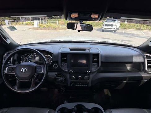 Used 2022 RAM 2500 Tradesman w/ Chrome Appearance Group image 10