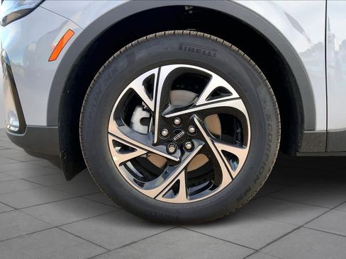 New 2026 Lincoln Nautilus Premier w/ Jet Appearance Package image 11