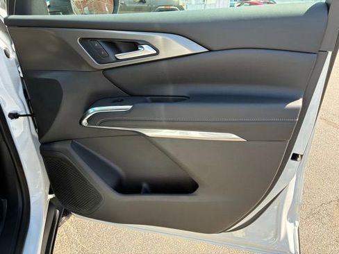 New 2026 Chevrolet Traverse LT w/ Midnight/Sport Edition AWD/4WD image 20
