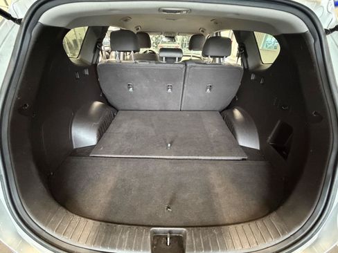 Used 2019 Hyundai Santa Fe SE AWD/4WD image 17