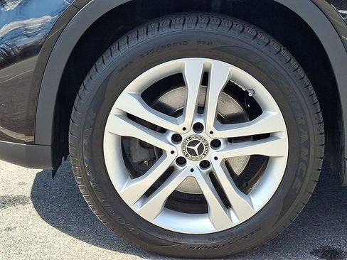 Used 2018 Mercedes-Benz GLA 250 image 8