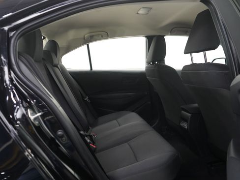 Used 2025 Toyota Corolla LE image 11