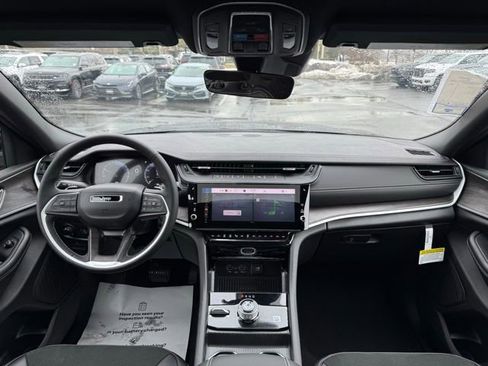 New 2026 Jeep Grand Cherokee L Laredo image 22