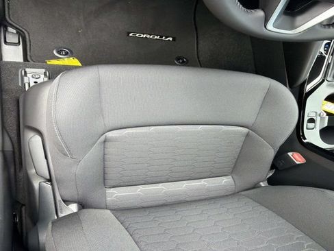 Certified 2026 Toyota Corolla SE FWD image 9