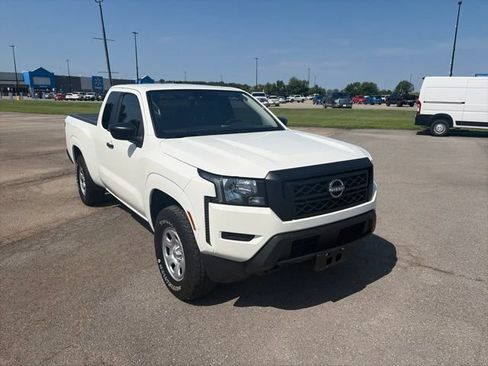 Used 2024 Nissan Frontier S w/ Technology Package AWD/4WD image 8