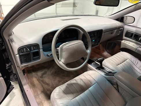 Used 1996 Chevrolet Caprice SS image 29