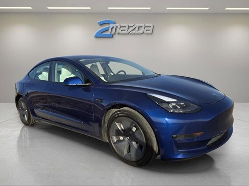 Used 2022 Tesla Model 3 Long Range image 7