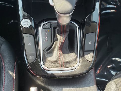Used 2022 Kia Soul Turbo FWD image 24