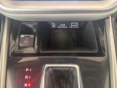 Used 2024 Subaru Outback Premium w/ Popular Package #1A image 16