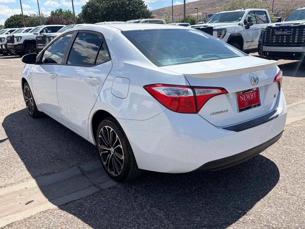 Used 2015 Toyota Corolla S FWD image 8