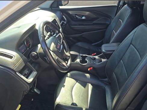 Used 2020 GMC Terrain SLT AWD/4WD image 2