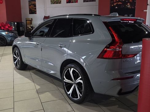Used 2024 Volvo XC60 B5 Ultimate AWD/4WD image 3