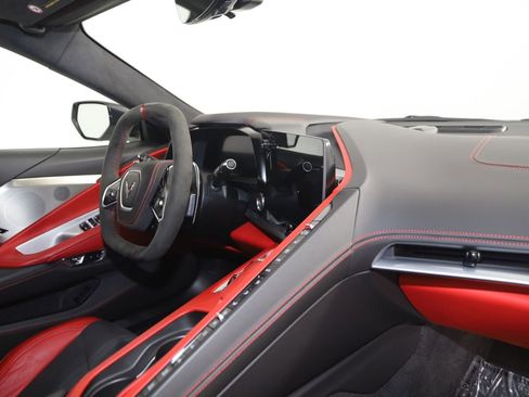 Used 2023 Chevrolet Corvette Stingray Premium Conv w/ Z51 Performance Package RWD image 69