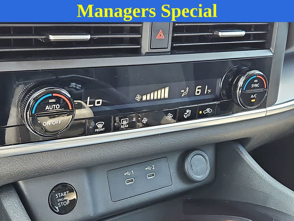 Used 2025 Nissan Rogue SV AWD/4WD image 14