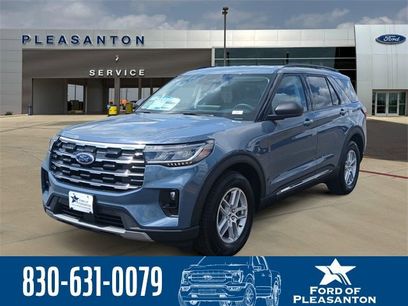 New 2025 Ford Explorer Active w/ Active Comfort Package